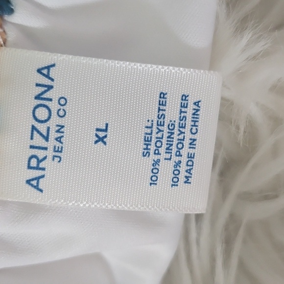 Arizona Tropical Swim Short with 6.5" Inseam NWT - Picture 8 of 8